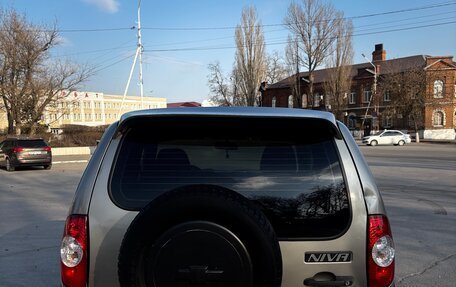 Chevrolet Niva I рестайлинг, 2012 год, 460 000 рублей, 11 фотография