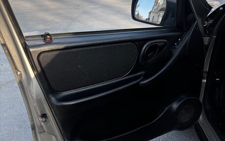 Chevrolet Niva I рестайлинг, 2012 год, 460 000 рублей, 24 фотография