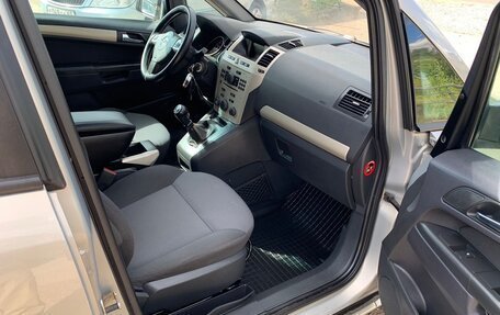 Opel Zafira B, 2008 год, 630 000 рублей, 10 фотография