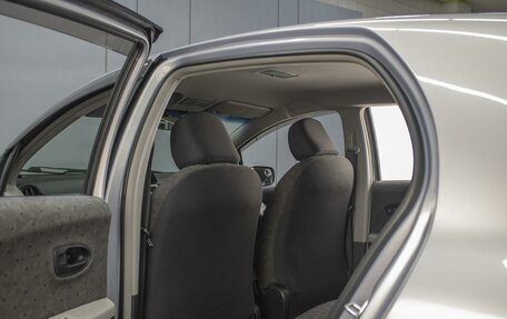 Toyota Vitz, 2010 год, 700 000 рублей, 10 фотография