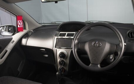 Toyota Vitz, 2010 год, 700 000 рублей, 5 фотография
