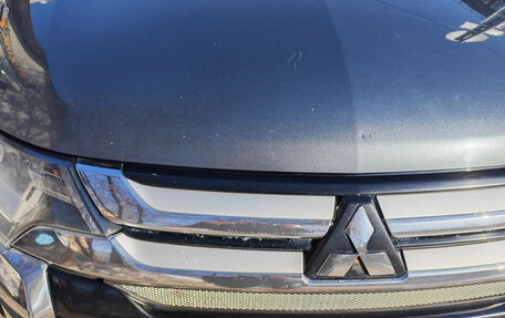 Mitsubishi Outlander III рестайлинг 3, 2016 год, 1 805 000 рублей, 22 фотография