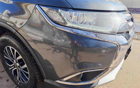 Mitsubishi Outlander III рестайлинг 3, 2016 год, 1 805 000 рублей, 25 фотография