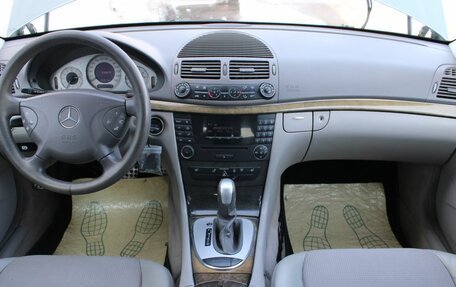 Mercedes-Benz E-Класс, 2004 год, 780 000 рублей, 12 фотография