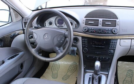 Mercedes-Benz E-Класс, 2004 год, 780 000 рублей, 13 фотография