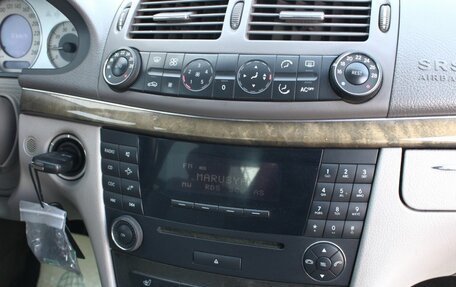 Mercedes-Benz E-Класс, 2004 год, 780 000 рублей, 21 фотография