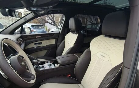 Bentley Bentayga I, 2025 год, 43 900 000 рублей, 7 фотография