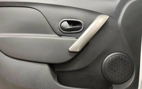 Renault Logan II, 2015 год, 520 150 рублей, 6 фотография