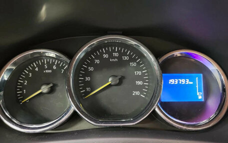 Renault Logan II, 2015 год, 520 150 рублей, 10 фотография