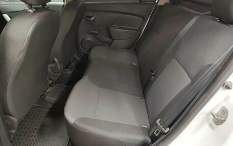 Renault Logan II, 2015 год, 520 150 рублей, 15 фотография