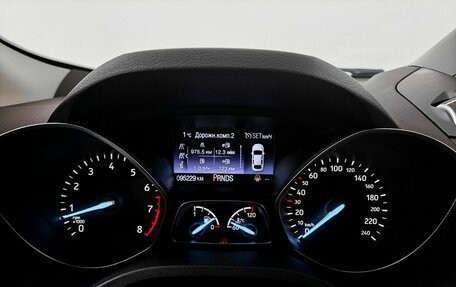 Ford Kuga III, 2017 год, 1 800 000 рублей, 16 фотография