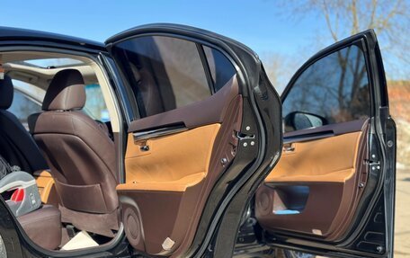 Lexus ES VII, 2017 год, 3 000 000 рублей, 18 фотография