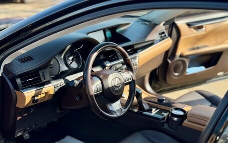 Lexus ES VII, 2017 год, 3 000 000 рублей, 15 фотография