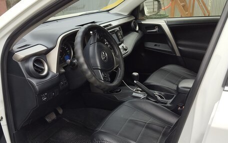 Toyota RAV4, 2014 год, 2 500 000 рублей, 8 фотография
