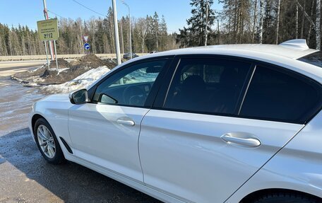 BMW 5 серия, 2019 год, 3 000 000 рублей, 15 фотография