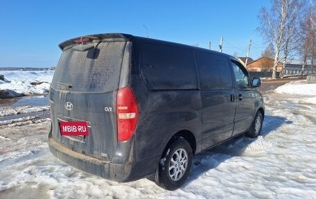 Hyundai Grand Starex Grand Starex I рестайлинг 2, 2012 год, 1 100 000 рублей, 3 фотография