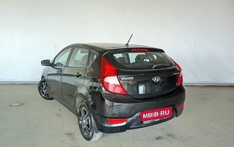 Hyundai Solaris II рестайлинг, 2011 год, 735 000 рублей, 7 фотография