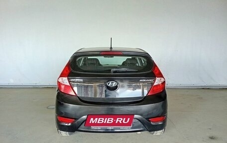 Hyundai Solaris II рестайлинг, 2011 год, 735 000 рублей, 6 фотография