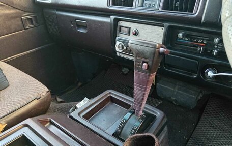 Mitsubishi Delica III, 1981 год, 250 000 рублей, 14 фотография