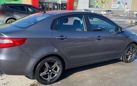 KIA Rio III рестайлинг, 2014 год, 700 000 рублей, 4 фотография