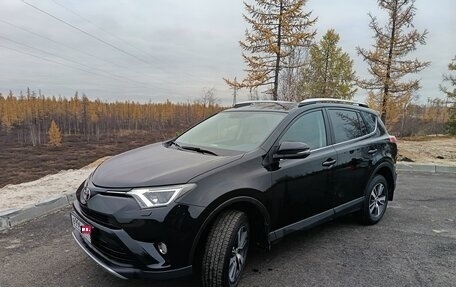 Toyota RAV4, 2016 год, 2 490 000 рублей, 3 фотография