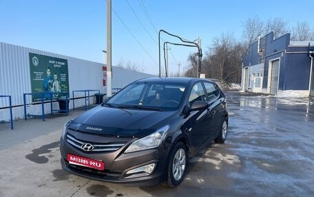Hyundai Solaris II рестайлинг, 2016 год, 920 000 рублей, 1 фотография