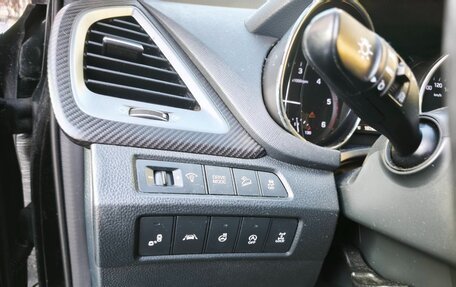 Hyundai Santa Fe III рестайлинг, 2015 год, 2 350 000 рублей, 1 фотография