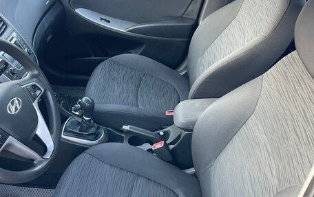 Hyundai Solaris II рестайлинг, 2016 год, 920 000 рублей, 8 фотография