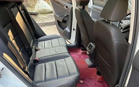 Volkswagen T-Roc I, 2022 год, 1 900 000 рублей, 16 фотография