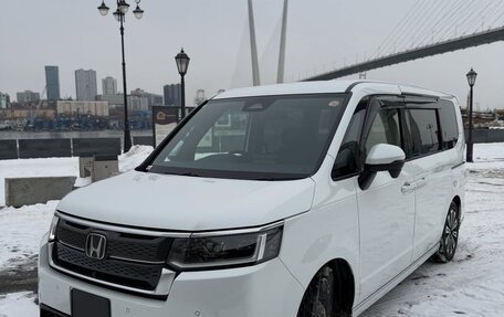 Honda Stepwgn, 2023 год, 2 604 000 рублей, 2 фотография