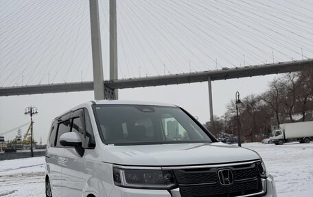 Honda Stepwgn, 2023 год, 2 604 000 рублей, 3 фотография