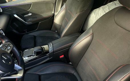 Mercedes-Benz A-Класс, 2019 год, 2 349 000 рублей, 13 фотография