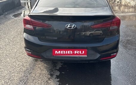 Hyundai Elantra VI рестайлинг, 2019 год, 1 650 000 рублей, 3 фотография