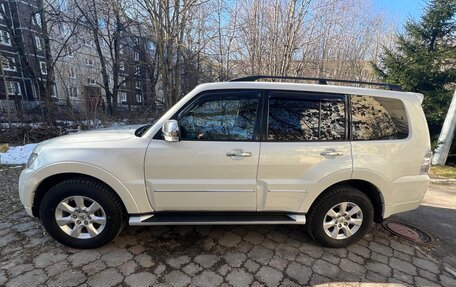Mitsubishi Pajero IV, 2021 год, 4 200 000 рублей, 11 фотография