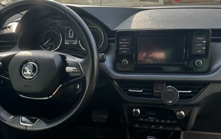 Skoda Rapid II, 2021 год, 1 700 000 рублей, 10 фотография