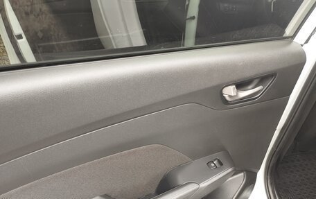 Hyundai Solaris II рестайлинг, 2019 год, 1 410 000 рублей, 12 фотография