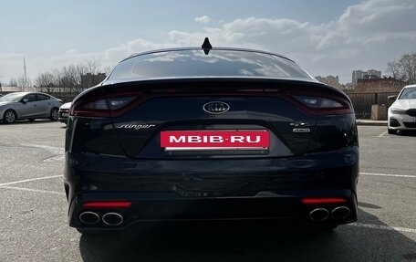 KIA Stinger I, 2019 год, 2 600 000 рублей, 2 фотография