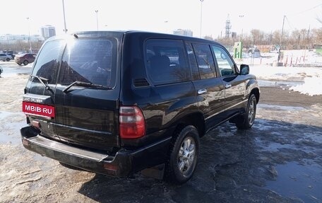 Toyota Land Cruiser 100 рестайлинг 2, 2004 год, 2 600 000 рублей, 2 фотография