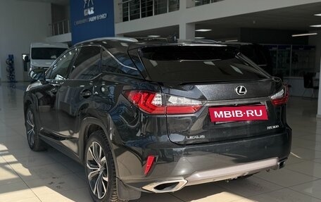 Lexus RX IV рестайлинг, 2018 год, 3 700 000 рублей, 7 фотография