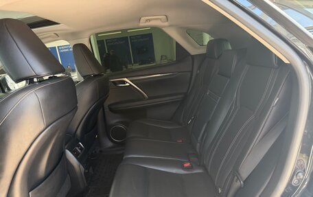 Lexus RX IV рестайлинг, 2018 год, 3 700 000 рублей, 19 фотография