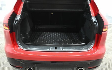 Jaguar F-Pace, 2017 год, 2 950 000 рублей, 6 фотография