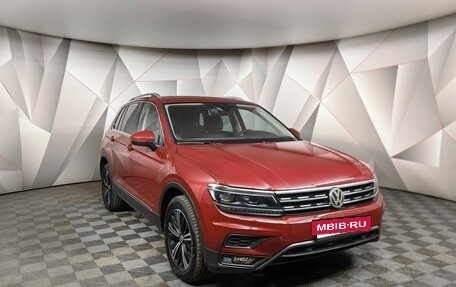 Volkswagen Tiguan II, 2018 год, 2 750 000 рублей, 3 фотография
