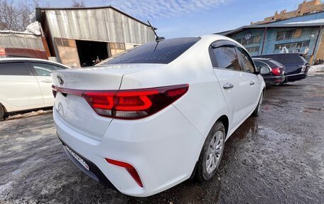 KIA Rio IV, 2018 год, 963 000 рублей, 4 фотография