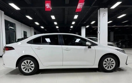 Toyota Corolla, 2022 год, 1 330 000 рублей, 5 фотография