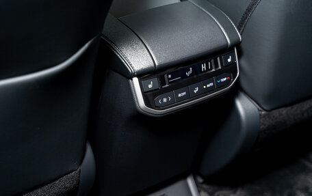 Toyota Highlander, 2026 год, 5 990 000 рублей, 24 фотография