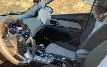 Chevrolet Cruze II, 2011 год, 650 000 рублей, 14 фотография