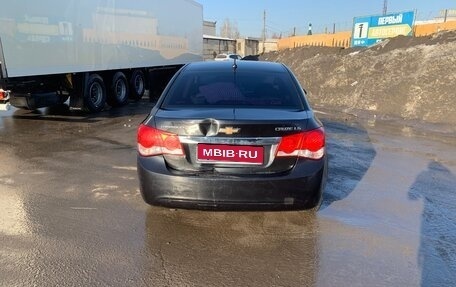 Chevrolet Cruze II, 2011 год, 650 000 рублей, 7 фотография