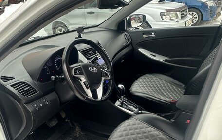 Hyundai Solaris II рестайлинг, 2012 год, 700 000 рублей, 11 фотография