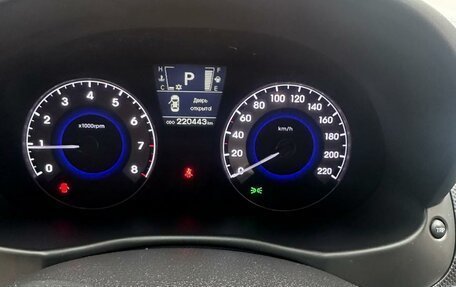 Hyundai Solaris II рестайлинг, 2012 год, 700 000 рублей, 9 фотография