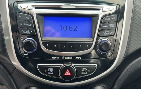 Hyundai Solaris II рестайлинг, 2012 год, 700 000 рублей, 12 фотография